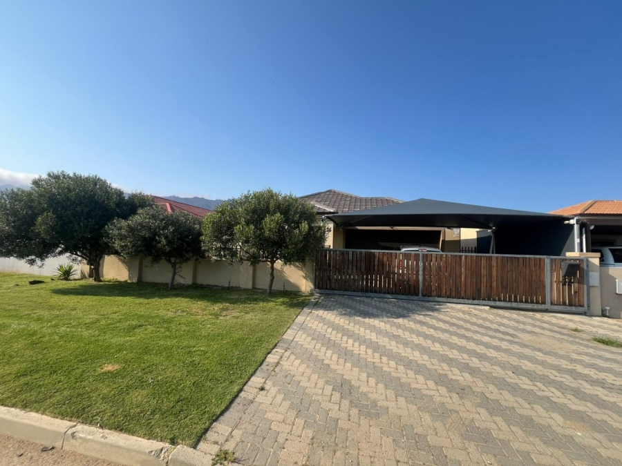 3 Bedroom Property for Sale in Fairview Golf Estate Western Cape